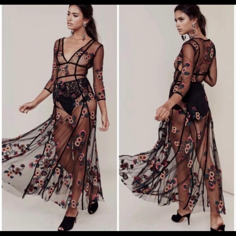 Elenora Maxi Embroidered Black Dress